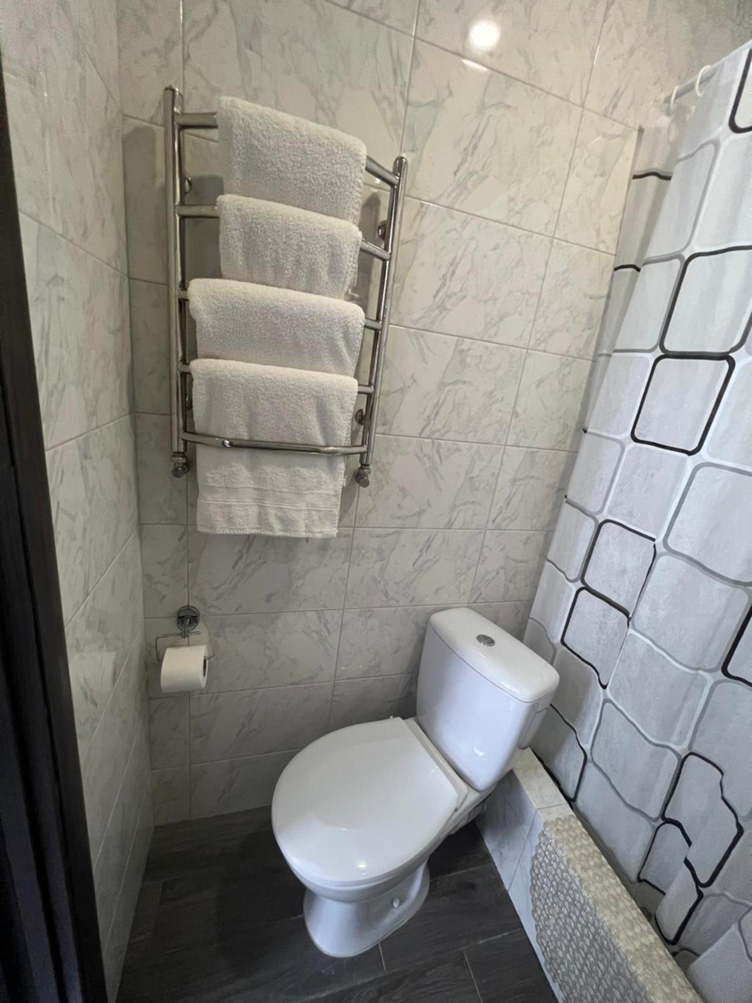 Guest House Max Khmelʼnytsʼkyy Dış mekan fotoğraf
