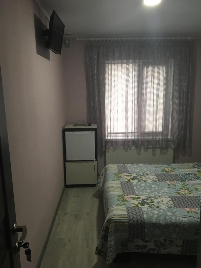 Guest House Max Khmelʼnytsʼkyy Dış mekan fotoğraf
