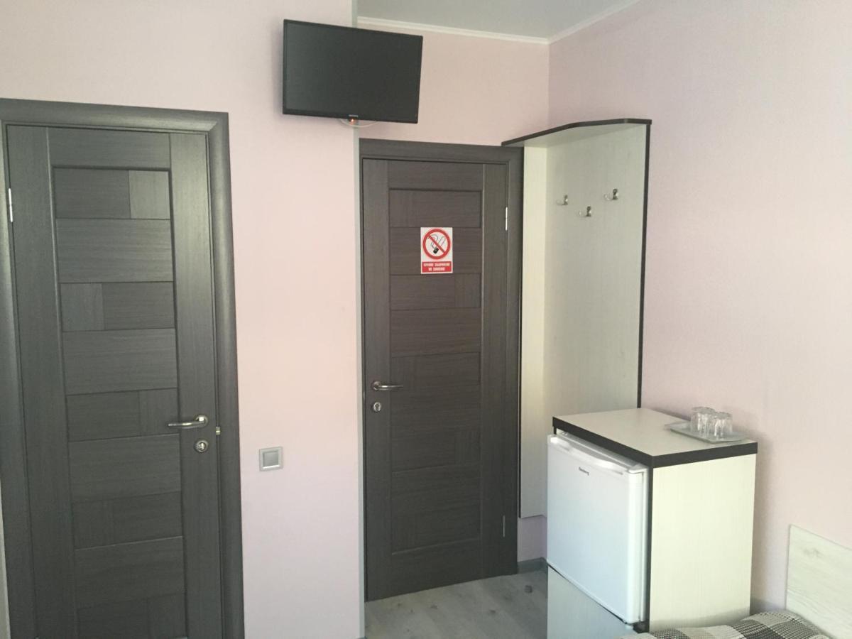 Guest House Max Khmelʼnytsʼkyy Dış mekan fotoğraf